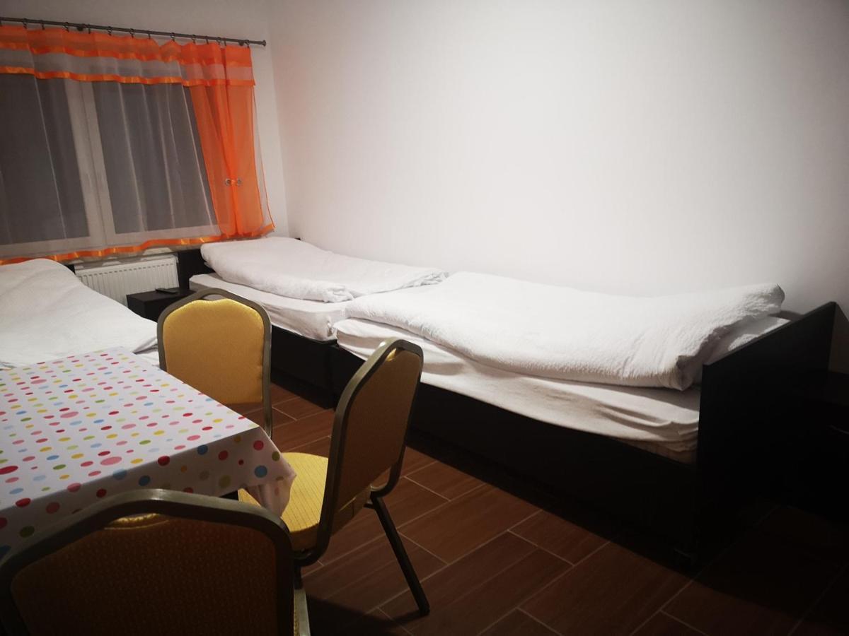 Pokoje O Wysokim Standardzie Słupsk Exterior foto